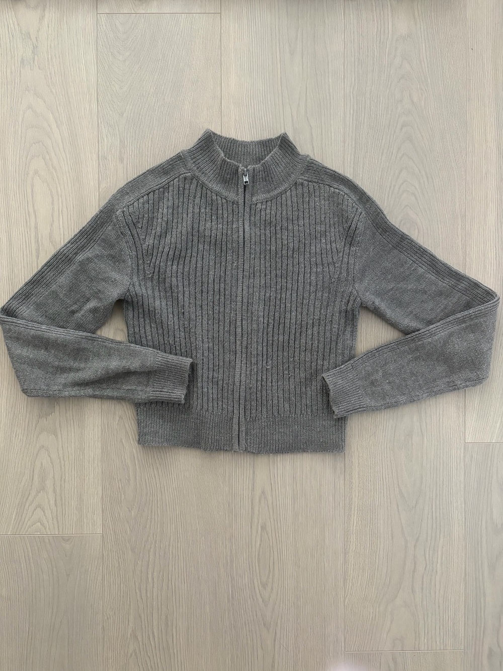 Gray Ribbed Zip-Up Cropped Knit Sweater